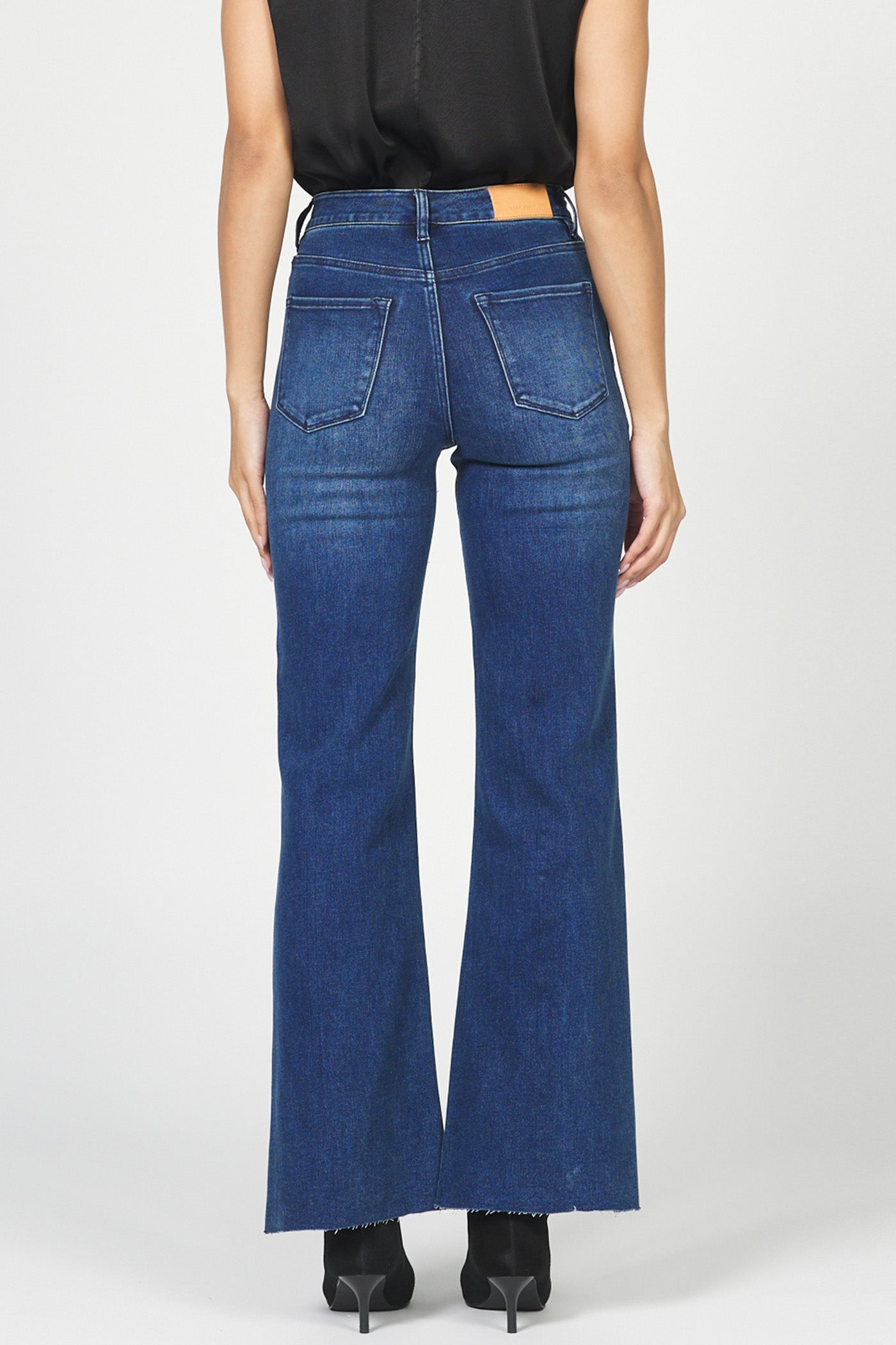 Fiona Wide Leg Jeans in Marsha
