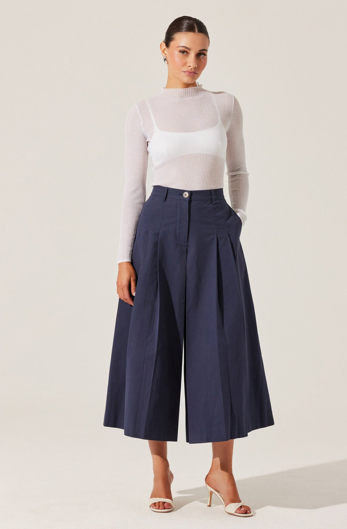 Astr The Label Rowen Pants in Navy