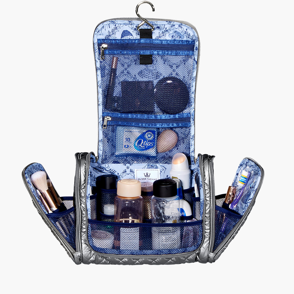 Hanging Travel Organizer in Black
