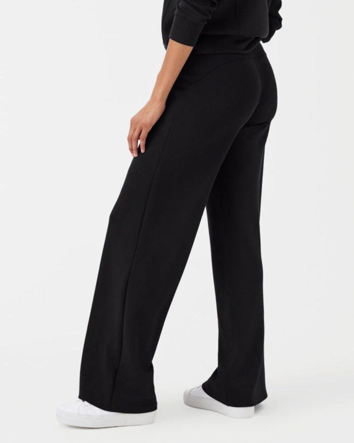 SPANX AirEssentials Wide Leg Pant in Black