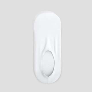 White no-show sock with a seamless design, perfect for staying invisible in shoes.
