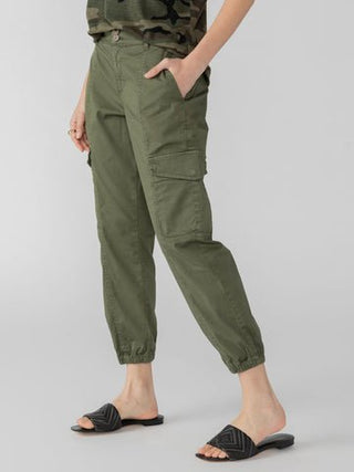 Rebel Pant in Hiker Green - The South Apparel